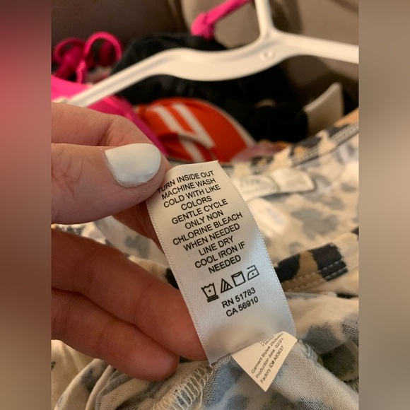 Maurices 24/7 Cheetah print tank top - size large - Picture 4 of 7